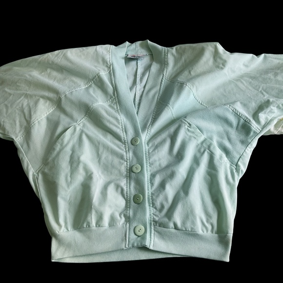 Beautiful Vintage Mint Green Ladies Top - Picture 1 of 10